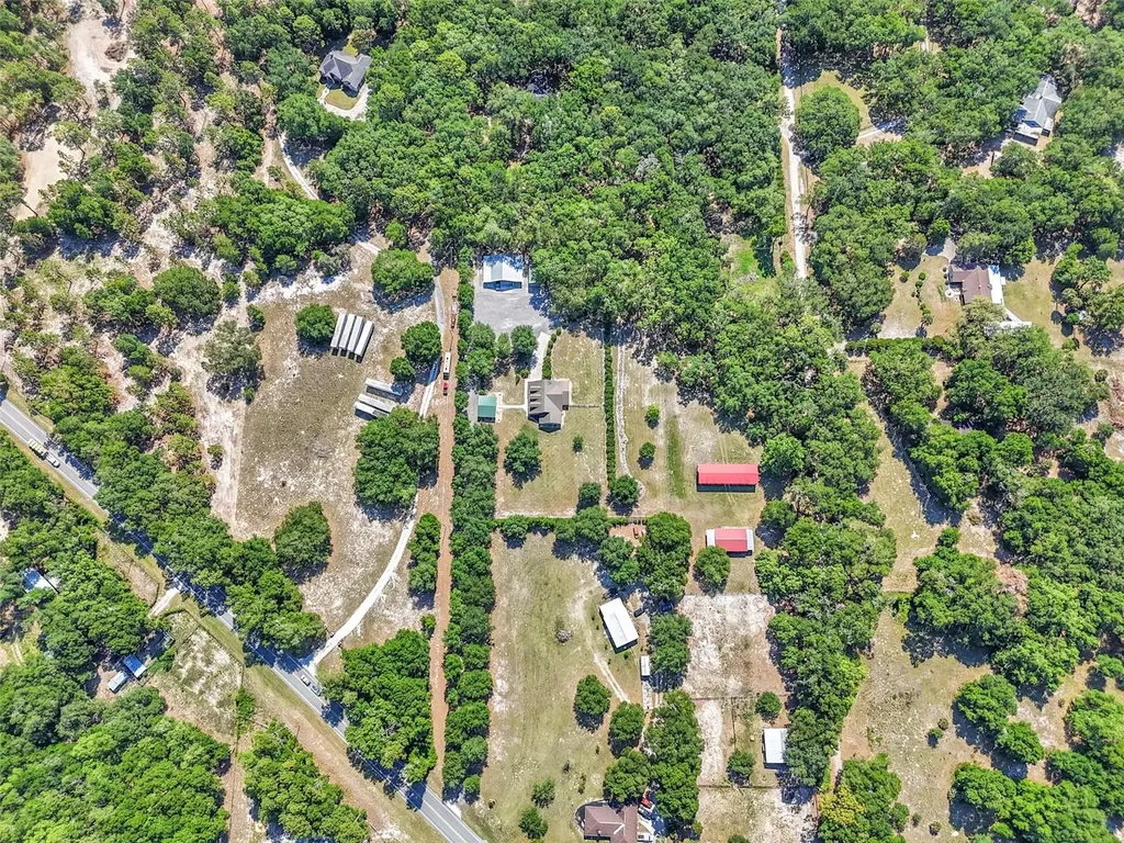 3325 S Hwy 314a Ocklawaha FL 32179