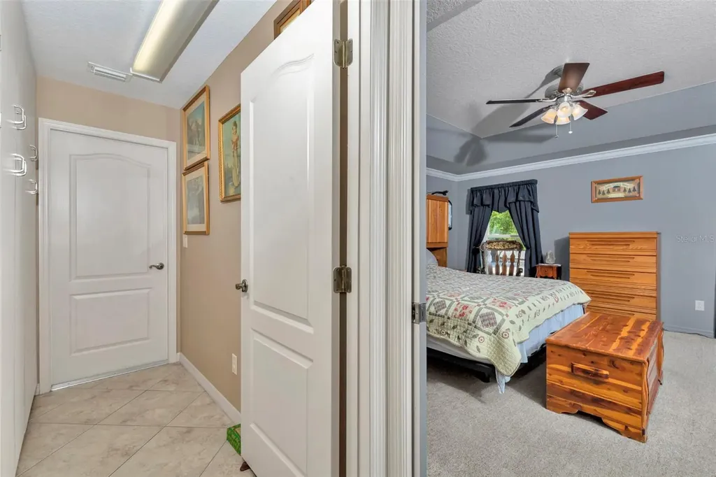 3325 S Hwy 314a Ocklawaha FL 32179
