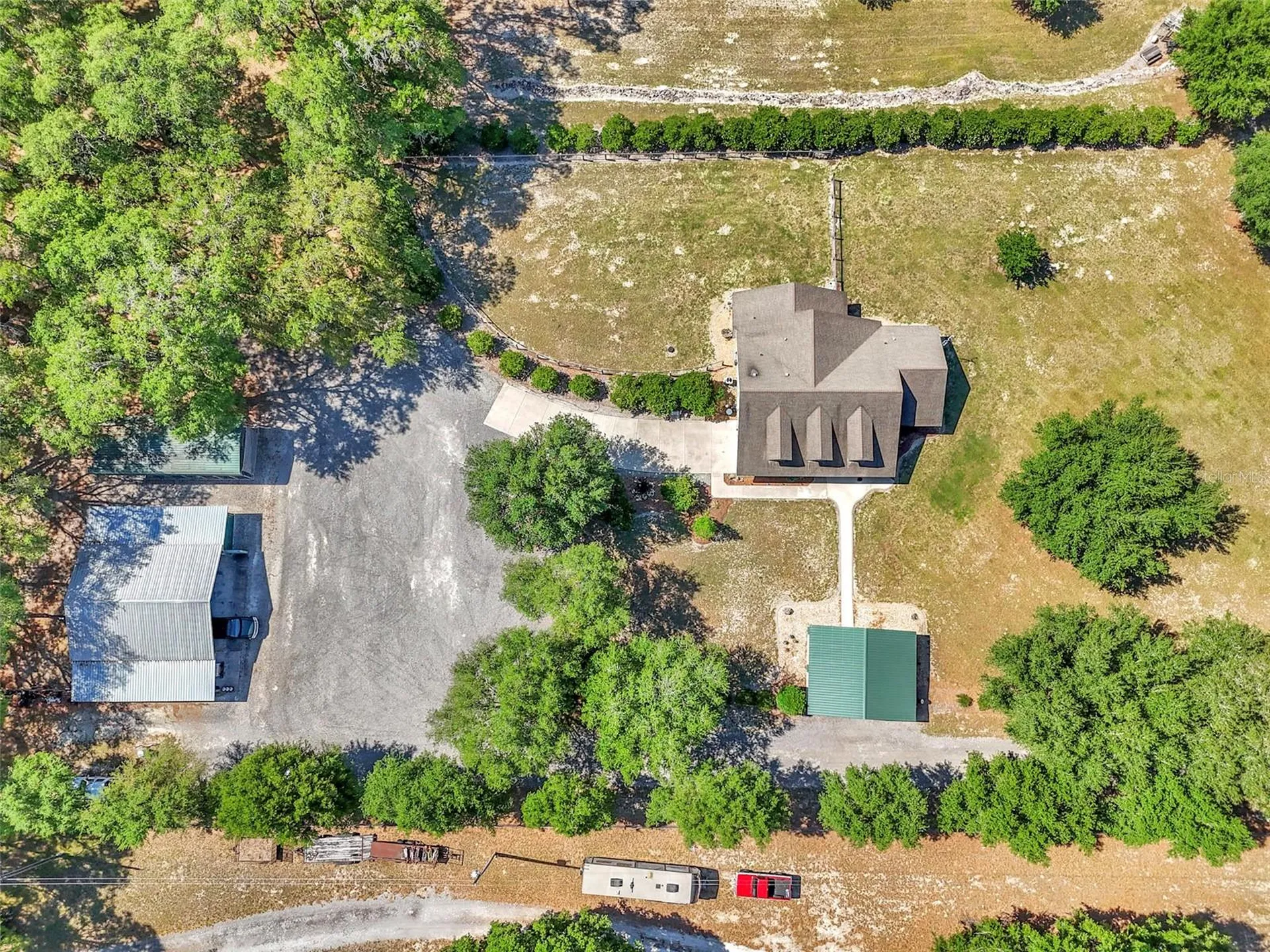3325 S Hwy 314a Ocklawaha FL 32179