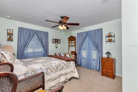 3325 S Hwy 314a Ocklawaha FL 32179