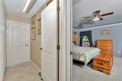 3325 S Hwy 314a Ocklawaha FL 32179