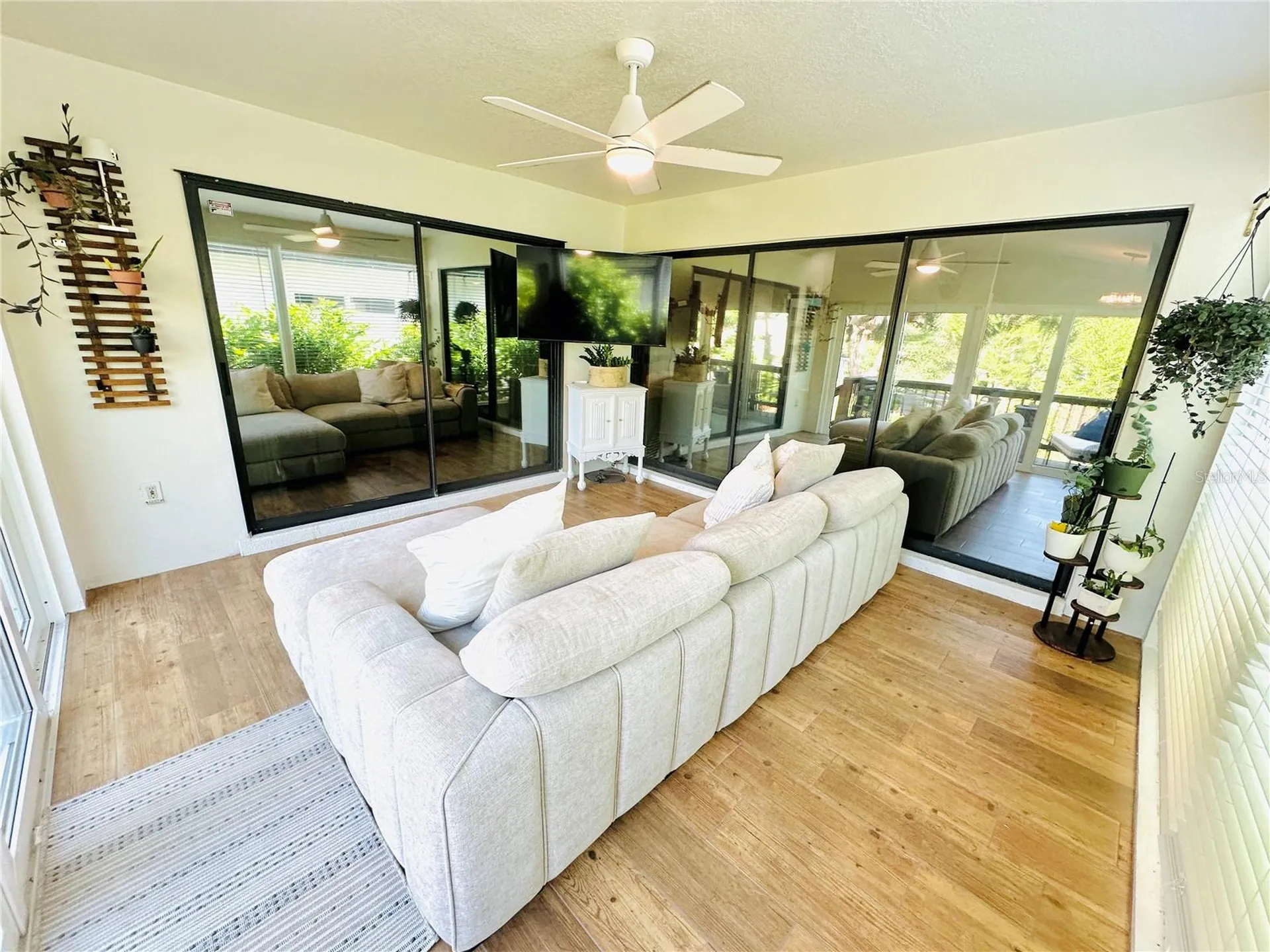 631 Sand Lake Court Mount Dora FL 32757