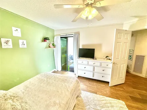 631 Sand Lake Court Mount Dora FL 32757