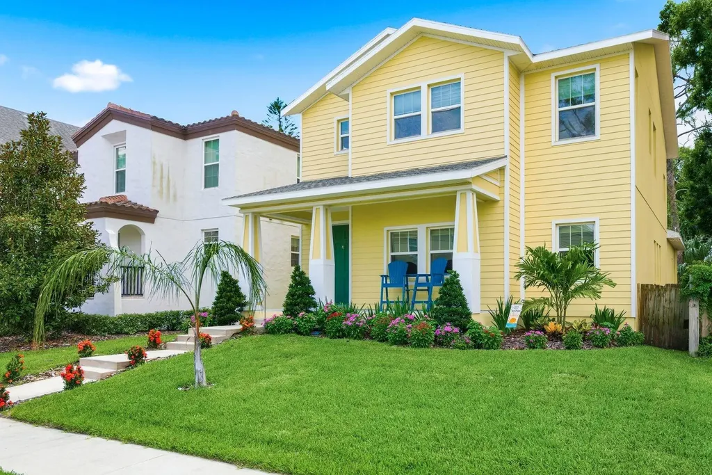 4920 3rd Street N St Petersburg FL 33703