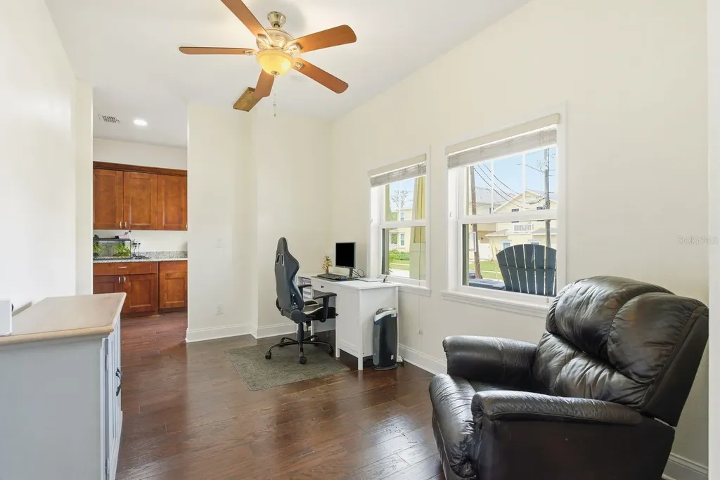 4920 3rd Street N St Petersburg FL 33703