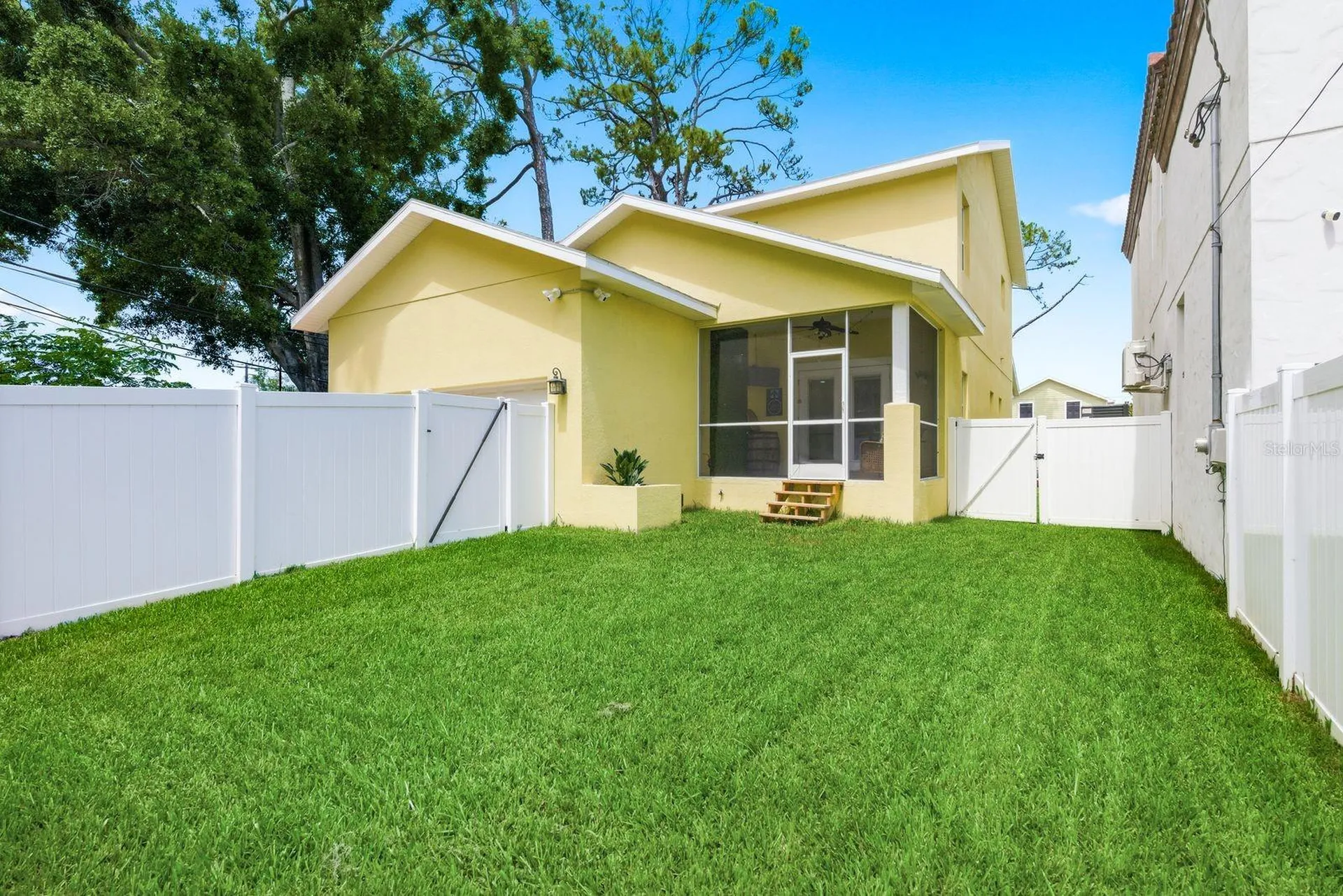 4920 3rd Street N St Petersburg FL 33703