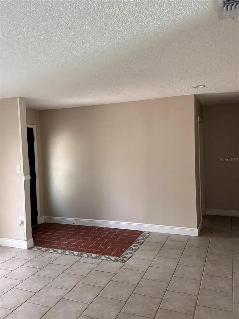 1716 Sprucewood Lane Orlando FL 32818