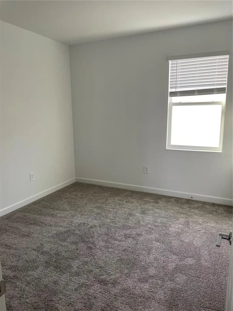7152 Dilly Lake Avenue Groveland FL 34736