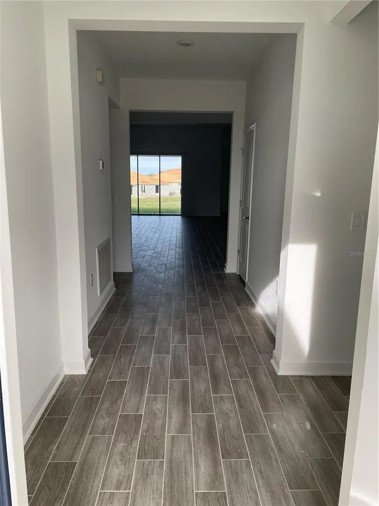 7152 Dilly Lake Avenue Groveland FL 34736
