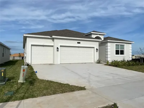 7152 Dilly Lake Avenue Groveland FL 34736