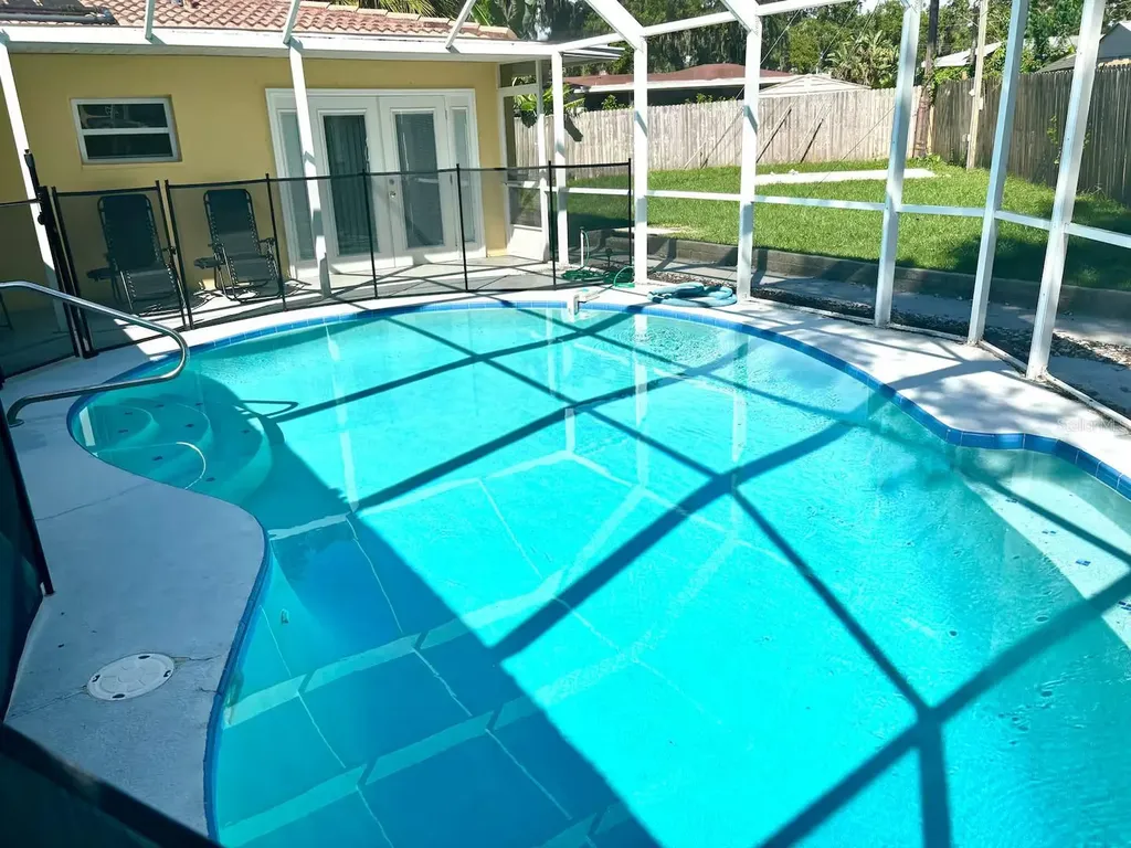1201 Kapok Kove Circle Clearwater FL 33759