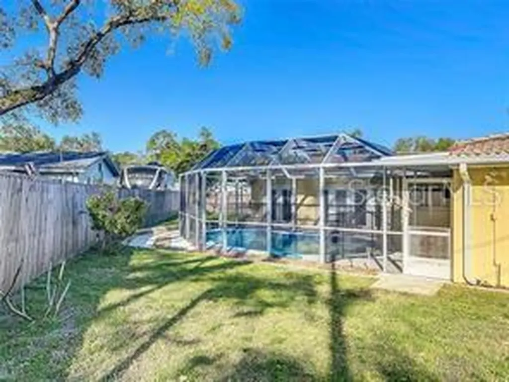 1201 Kapok Kove Circle Clearwater FL 33759