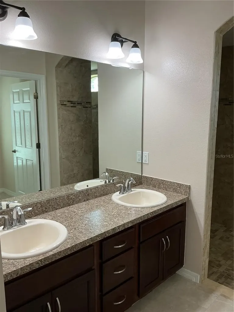 13262 Crowell Road Brooksville FL 34613