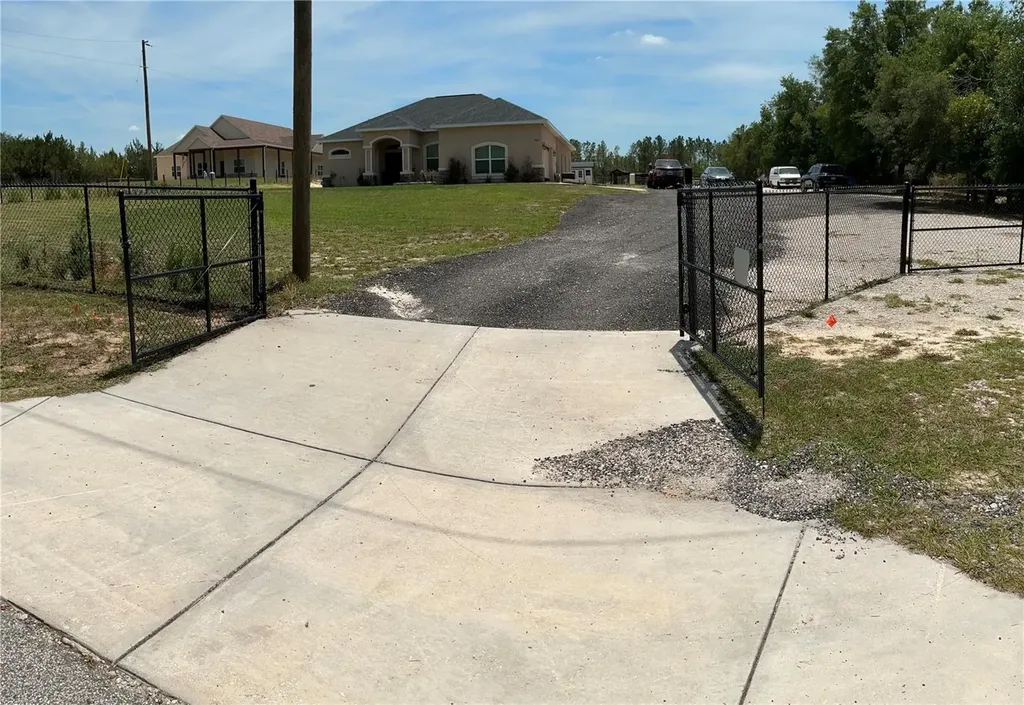13262 Crowell Road Brooksville FL 34613