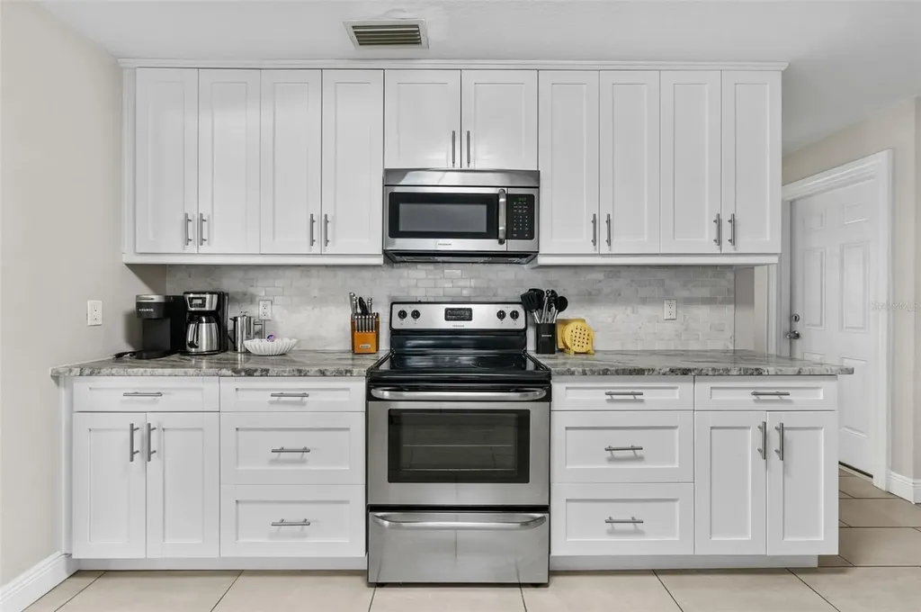 10656 Frances Lane Largo FL 33774
