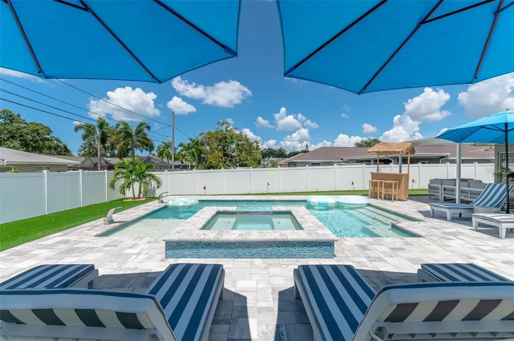 10656 Frances Lane Largo FL 33774