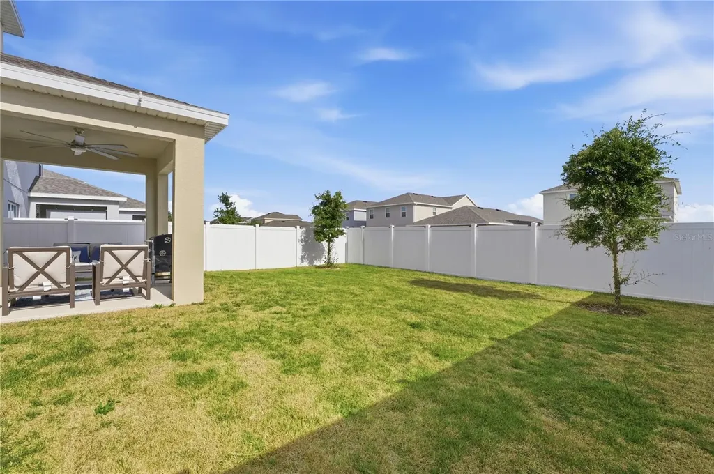 6825 Wilson Hammock Avenue Groveland FL 34736
