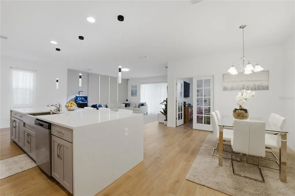 6825 Wilson Hammock Avenue Groveland FL 34736