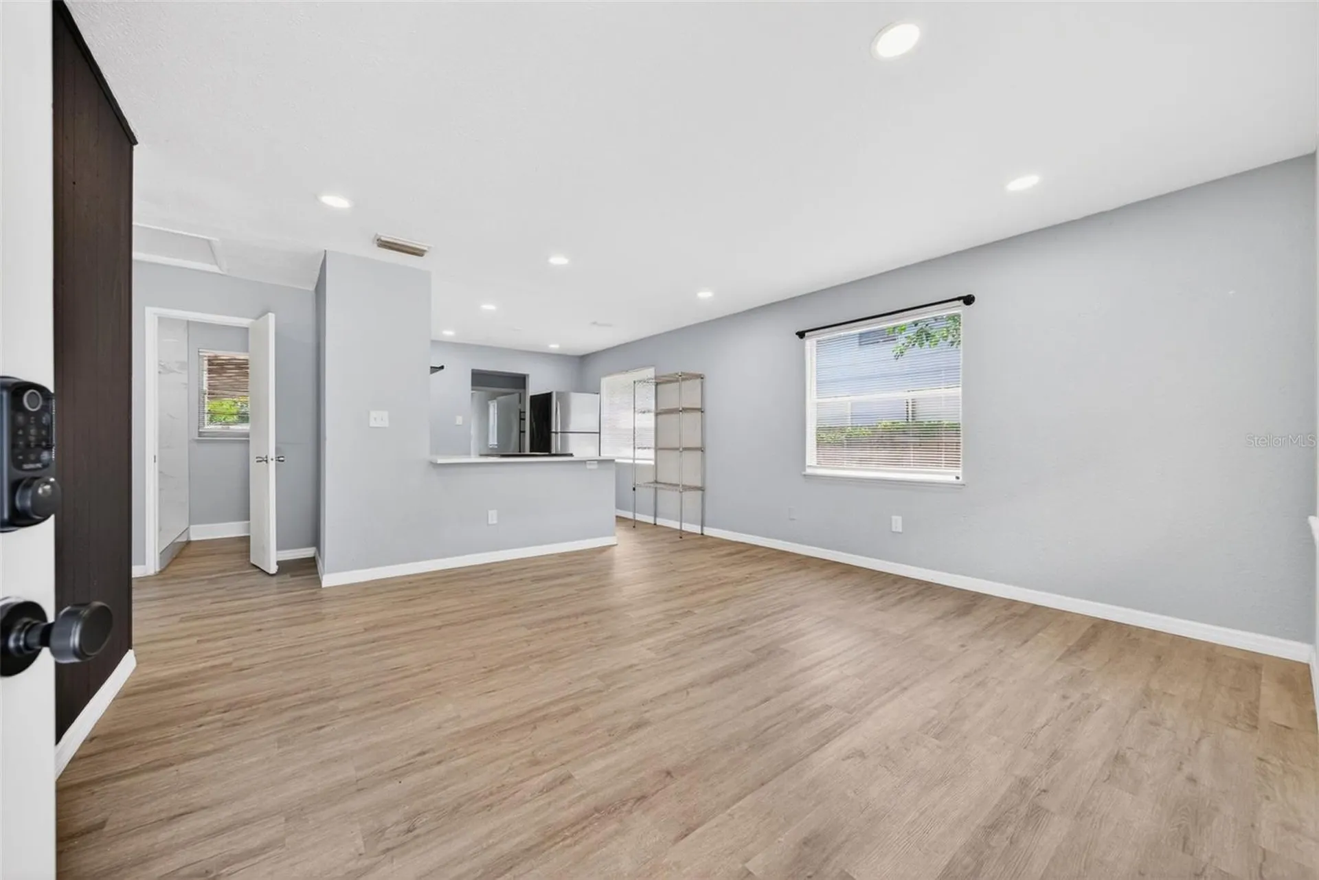 4616 9th Avenue S St Petersburg FL 33711