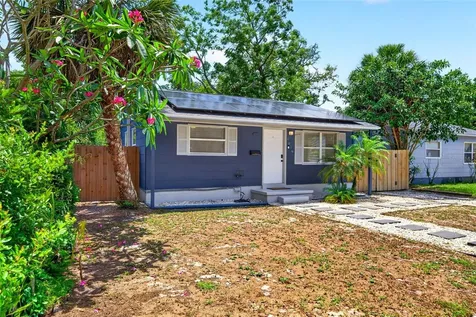 4616 9th Avenue S St Petersburg FL 33711