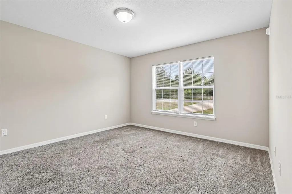 223 Malauka Road Ocklawaha FL 32179
