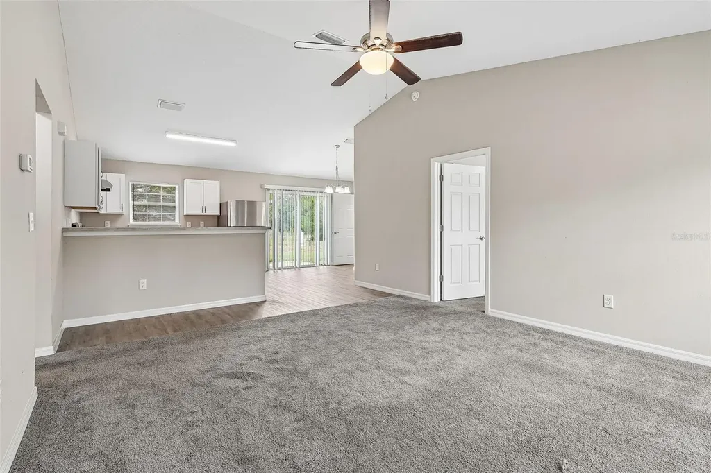 223 Malauka Road Ocklawaha FL 32179