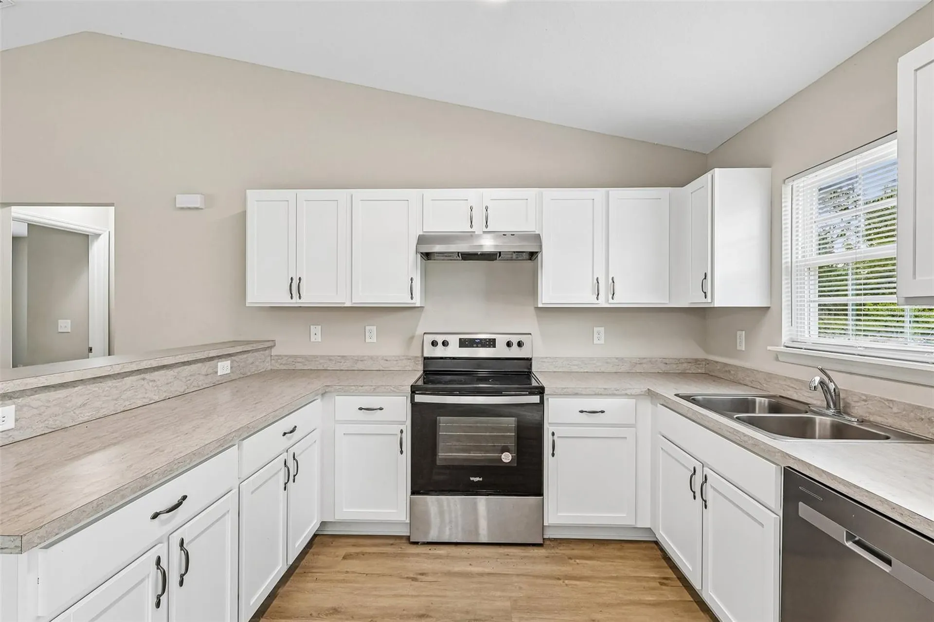 223 Malauka Road Ocklawaha FL 32179