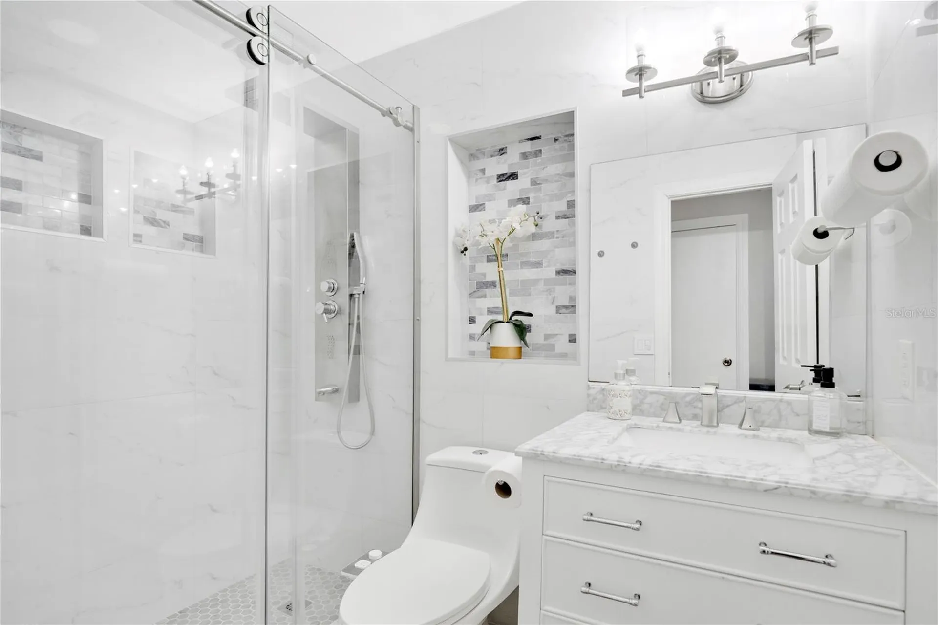 7432 Golden Glenn Court Orlando FL 32807