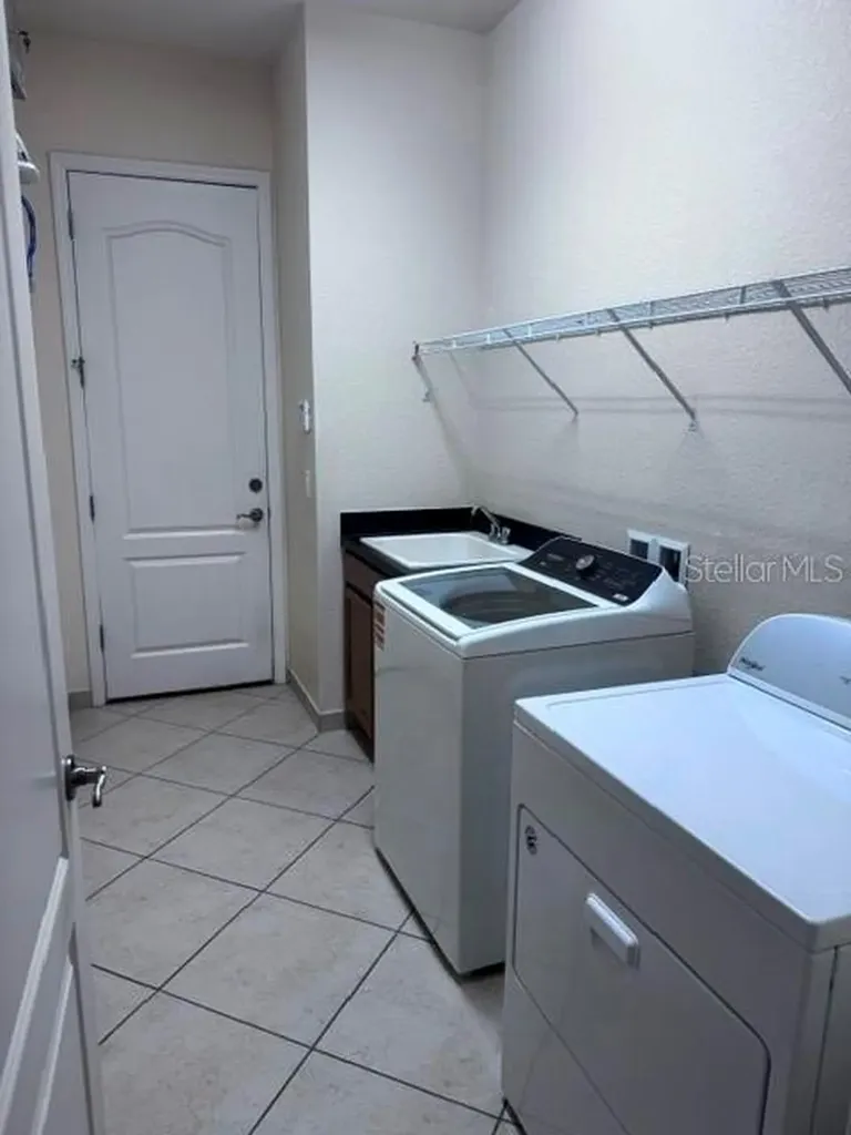 8407 Prestbury Drive Orlando FL 32832
