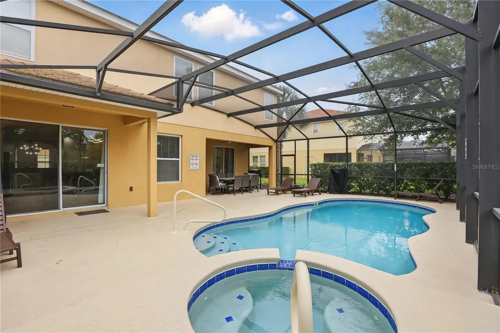 4147 Oaktree Drive Davenport FL 33837