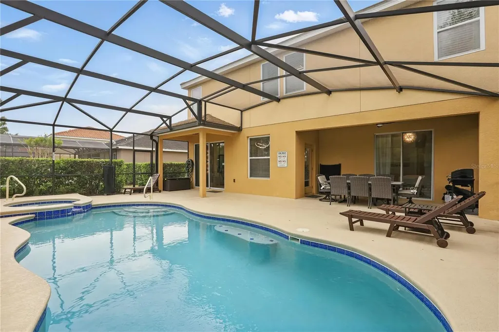4147 Oaktree Drive Davenport FL 33837