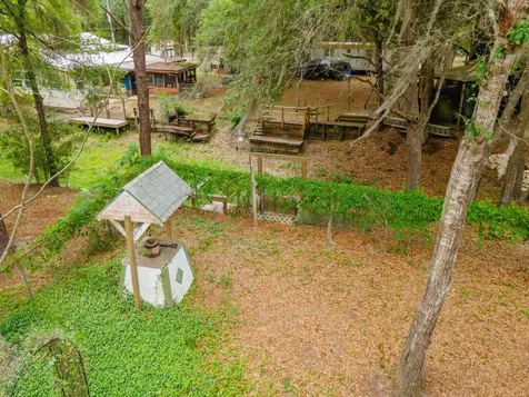 21220 E Highway 316 Fort Mc Coy FL 32134
