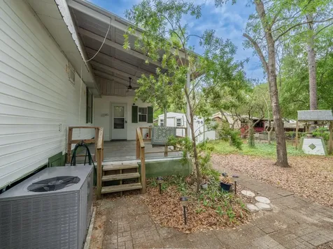 21220 E Highway 316 Fort Mc Coy FL 32134