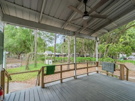 21220 E Highway 316 Fort Mc Coy FL 32134