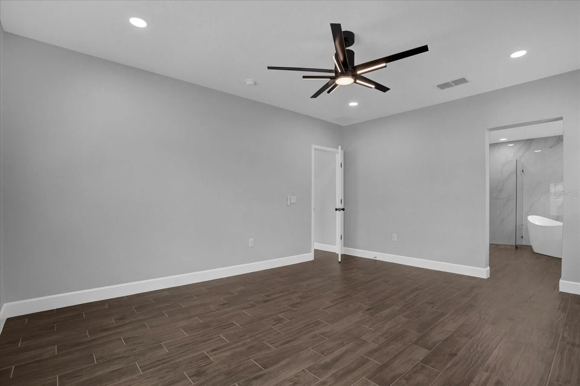 2806 Moultrie Creek Drive Kissimmee FL 34743