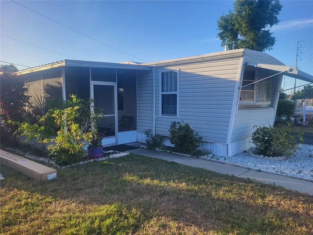 6580 Seminole Boulevard Seminole FL 33772