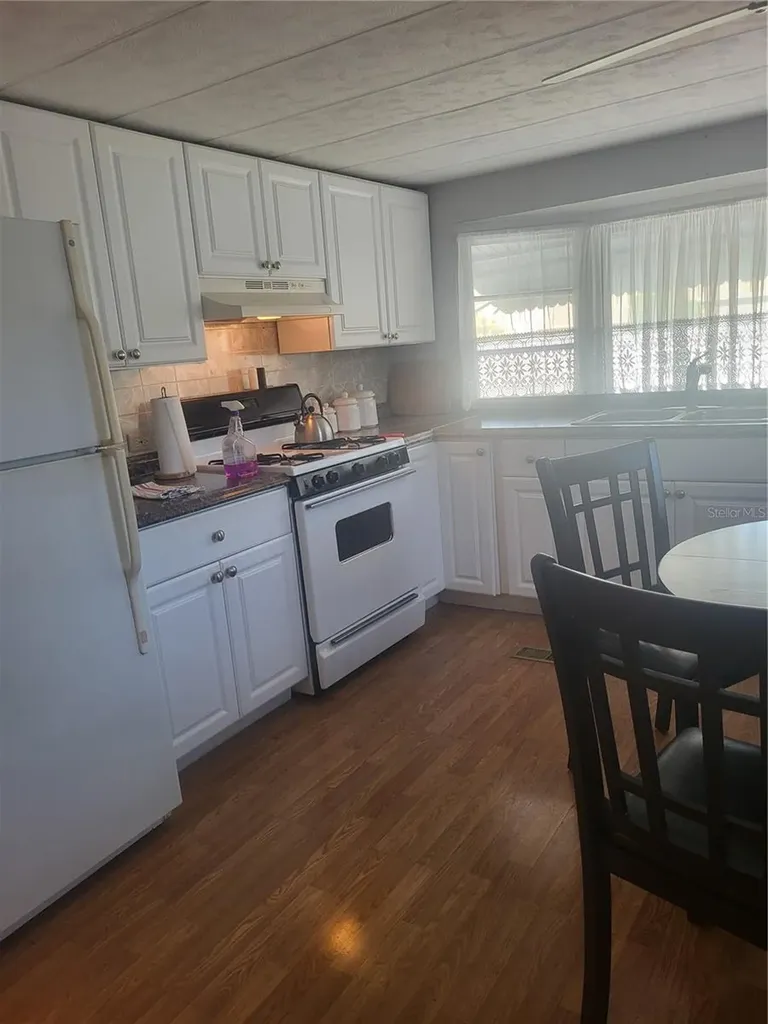 6580 Seminole Boulevard Seminole FL 33772