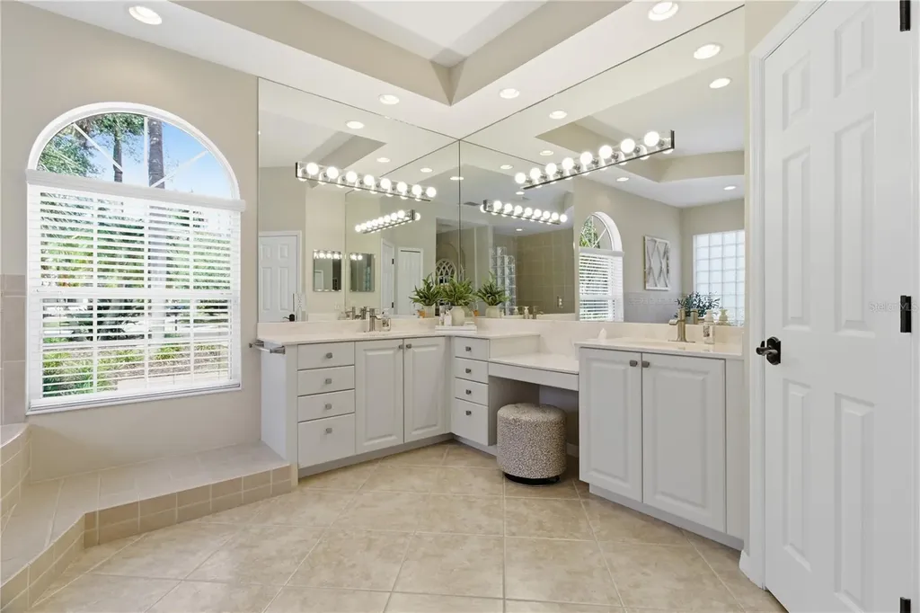 8309 Grosvenor Court Bradenton FL 34201