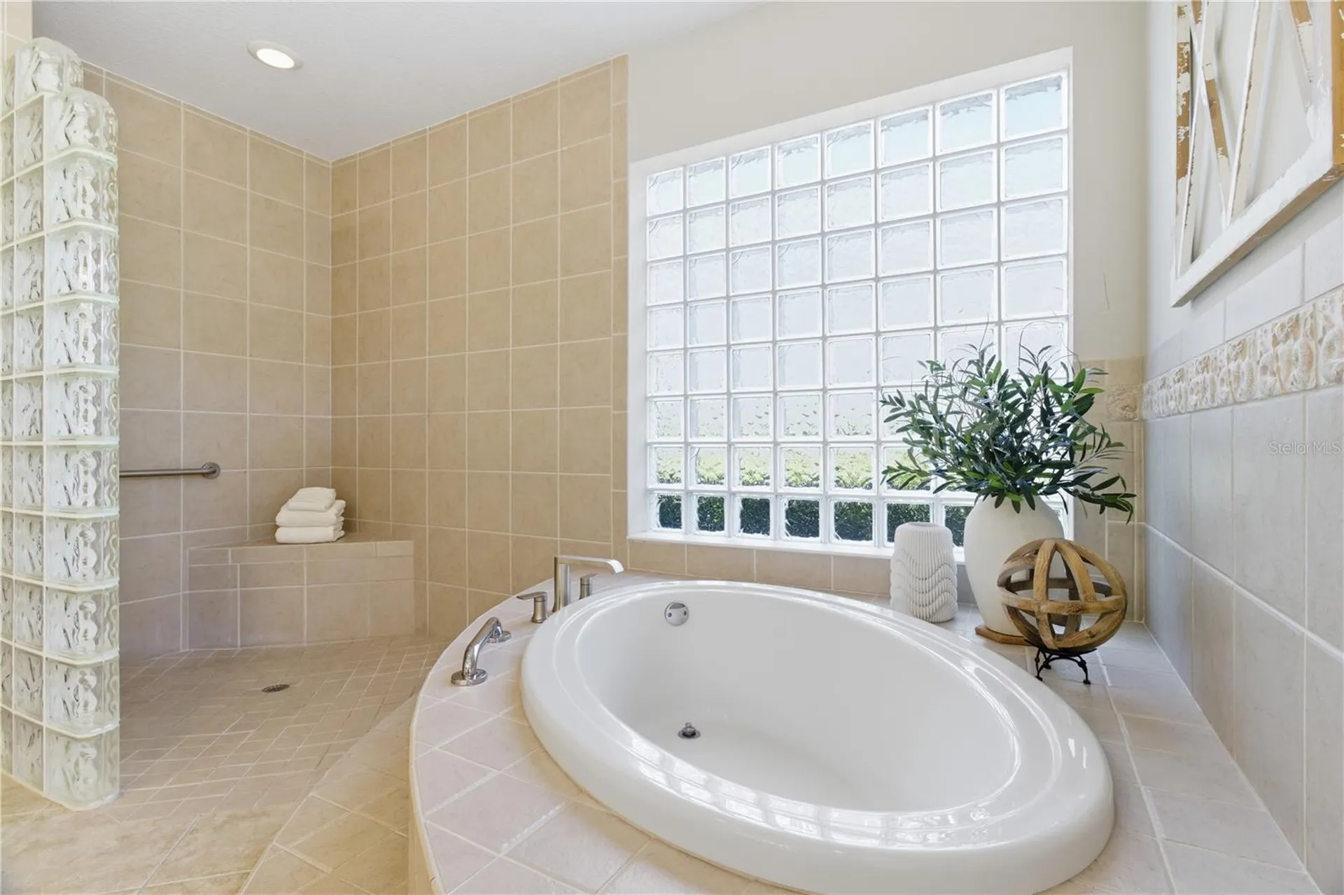 8309 Grosvenor Court Bradenton FL 34201