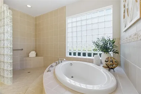 8309 Grosvenor Court Bradenton FL 34201