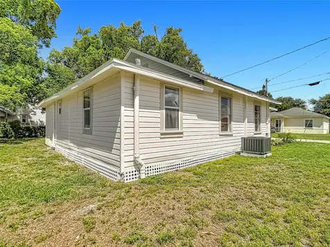 445 W Hooker Street Bartow FL 33830
