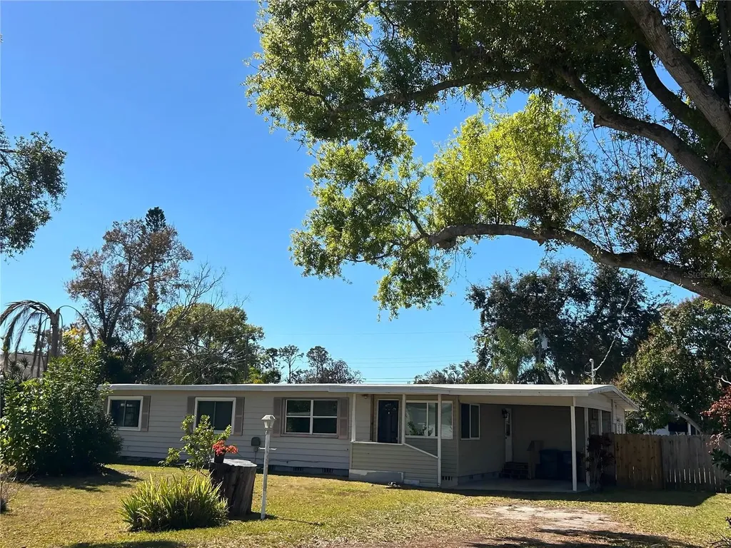 4722 Harris Avenue Sarasota FL 34233