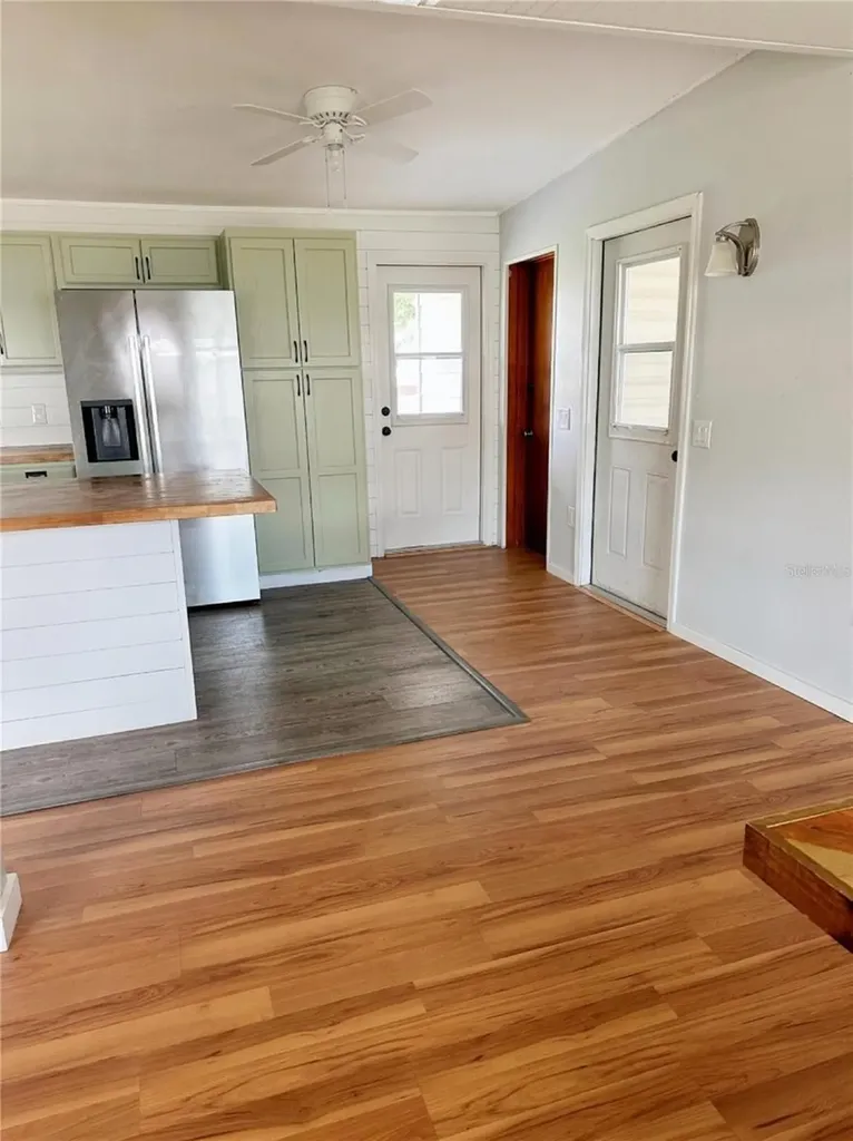 4722 Harris Avenue Sarasota FL 34233