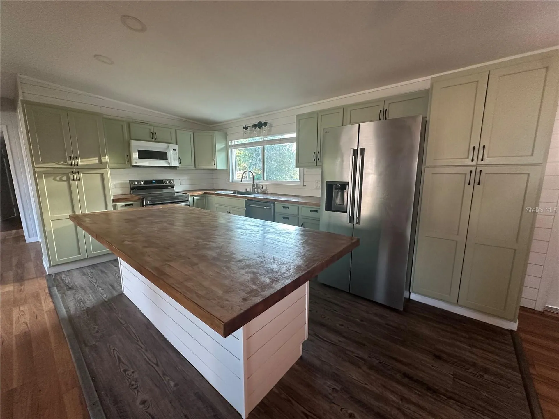 4722 Harris Avenue Sarasota FL 34233