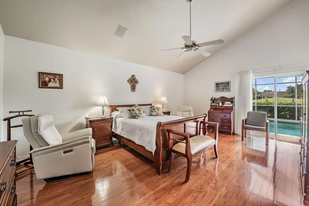 18911 Avenue Biarritz Lutz FL 33558