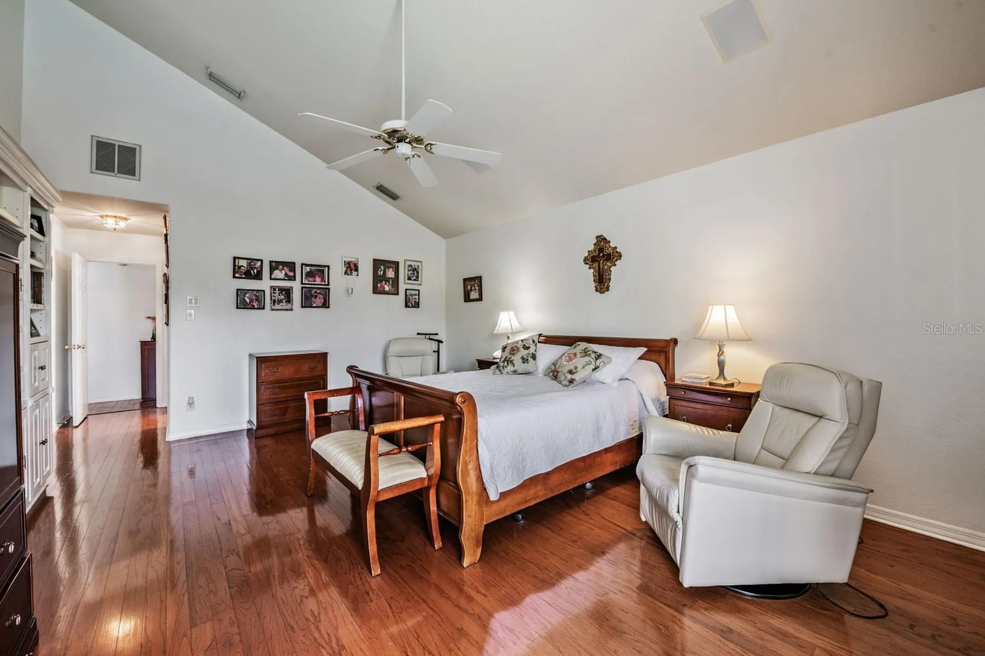 18911 Avenue Biarritz Lutz FL 33558