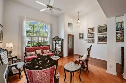 18911 Avenue Biarritz Lutz FL 33558