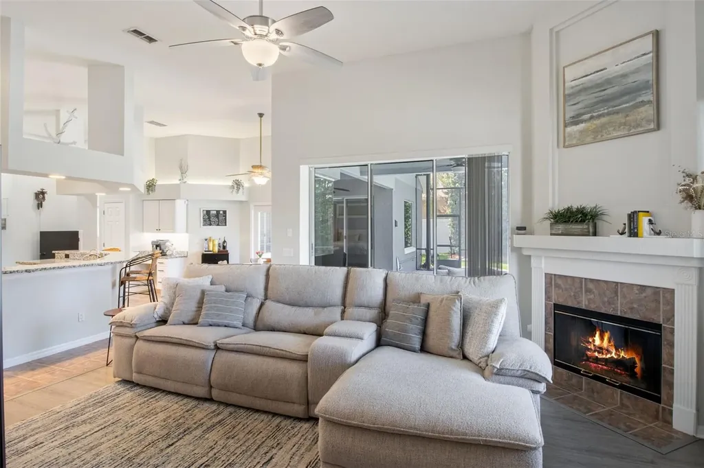 5699 Pond Pine Point Oviedo FL 32765