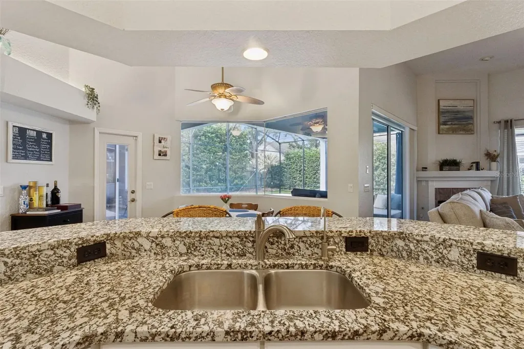 5699 Pond Pine Point Oviedo FL 32765