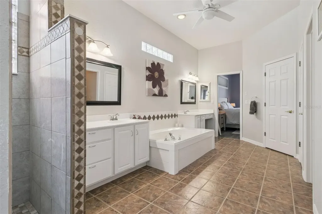 5699 Pond Pine Point Oviedo FL 32765